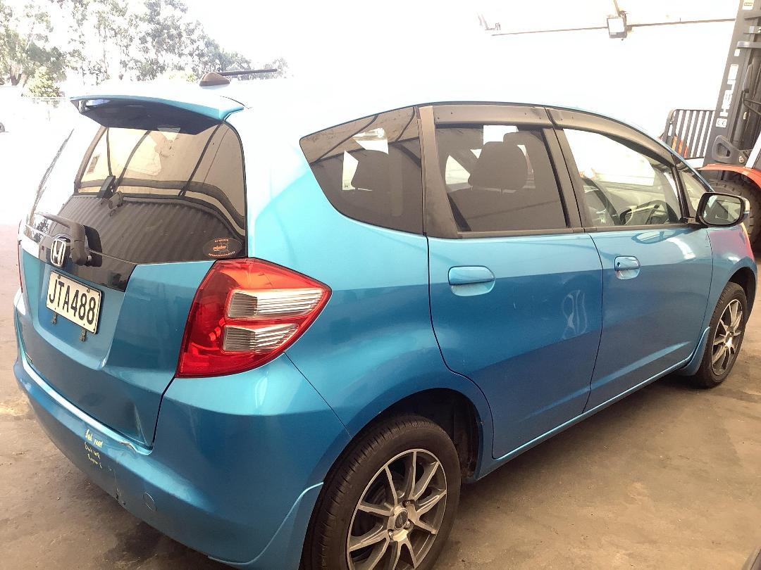 Photo '8' of Honda FIT