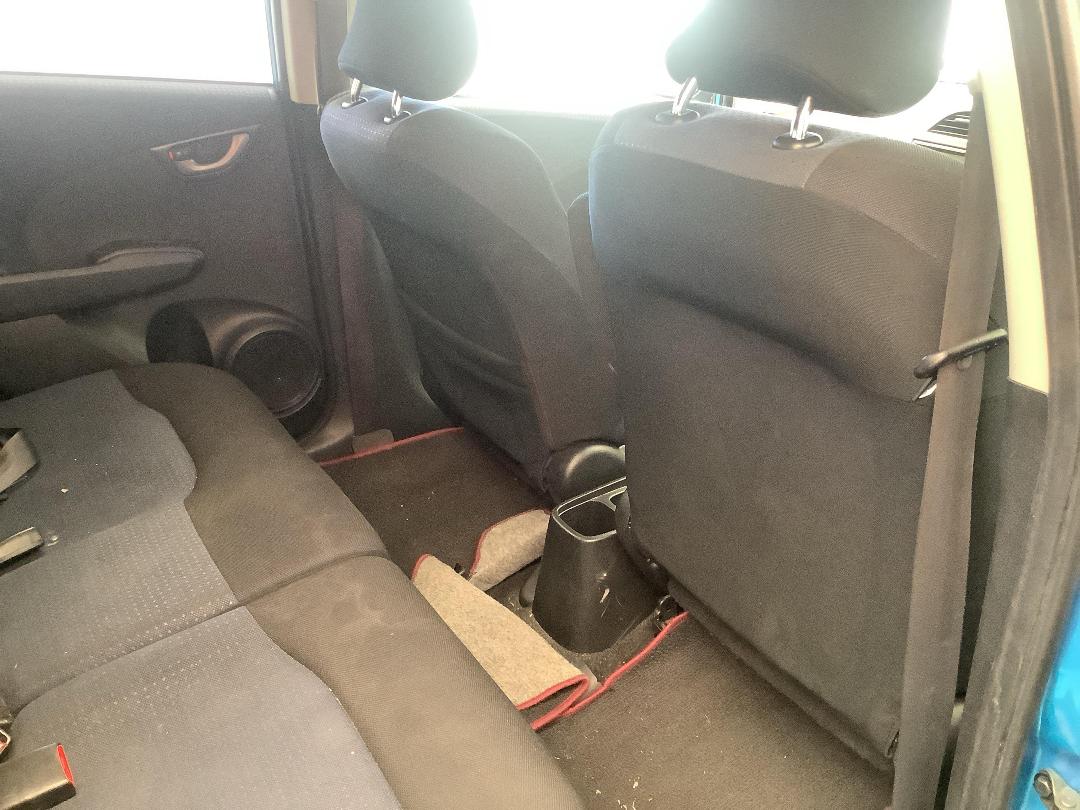 Photo '11' of Honda FIT