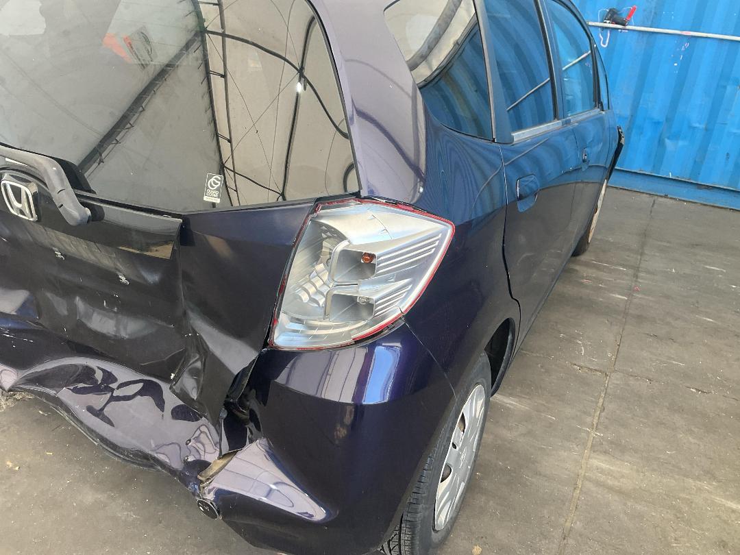 Photo '21' of Honda FIT Photo '21' of Honda FIT