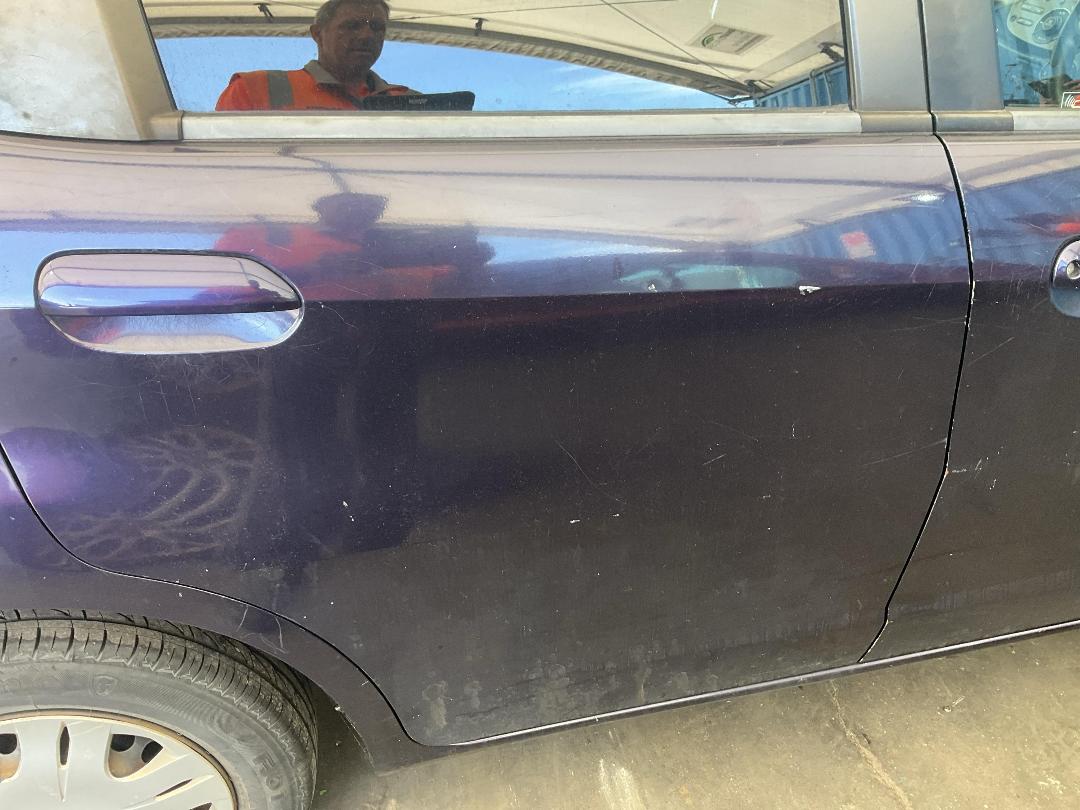 Photo '25' of Honda FIT Photo '25' of Honda FIT