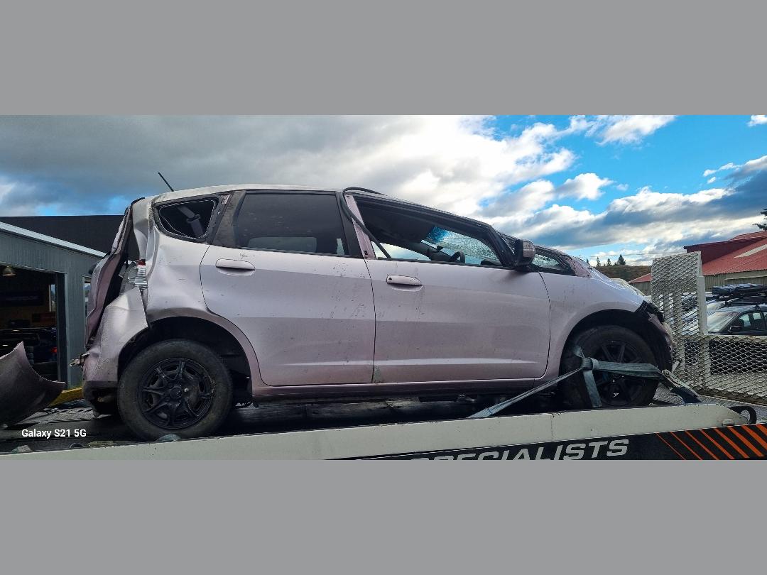 Photo '7' of Honda FIT