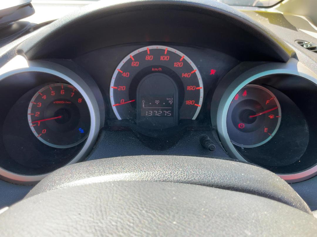 Photo '15' of Honda FIT