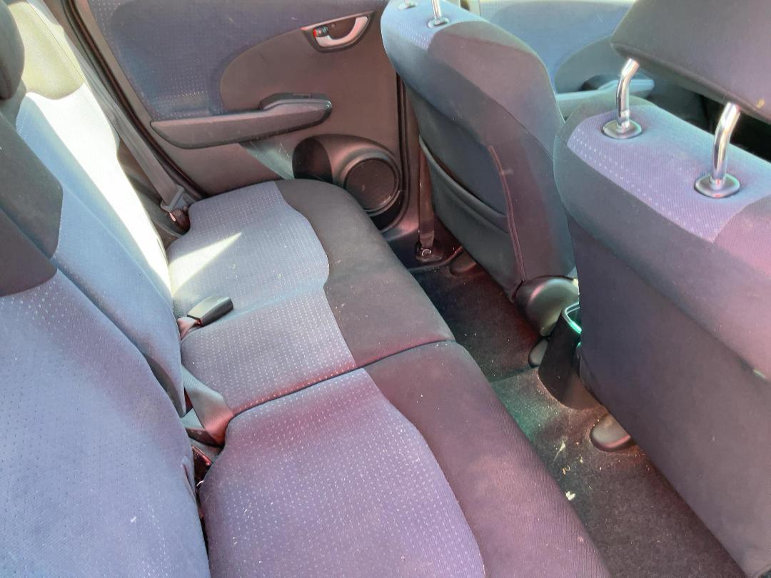 Photo '18' of Honda FIT