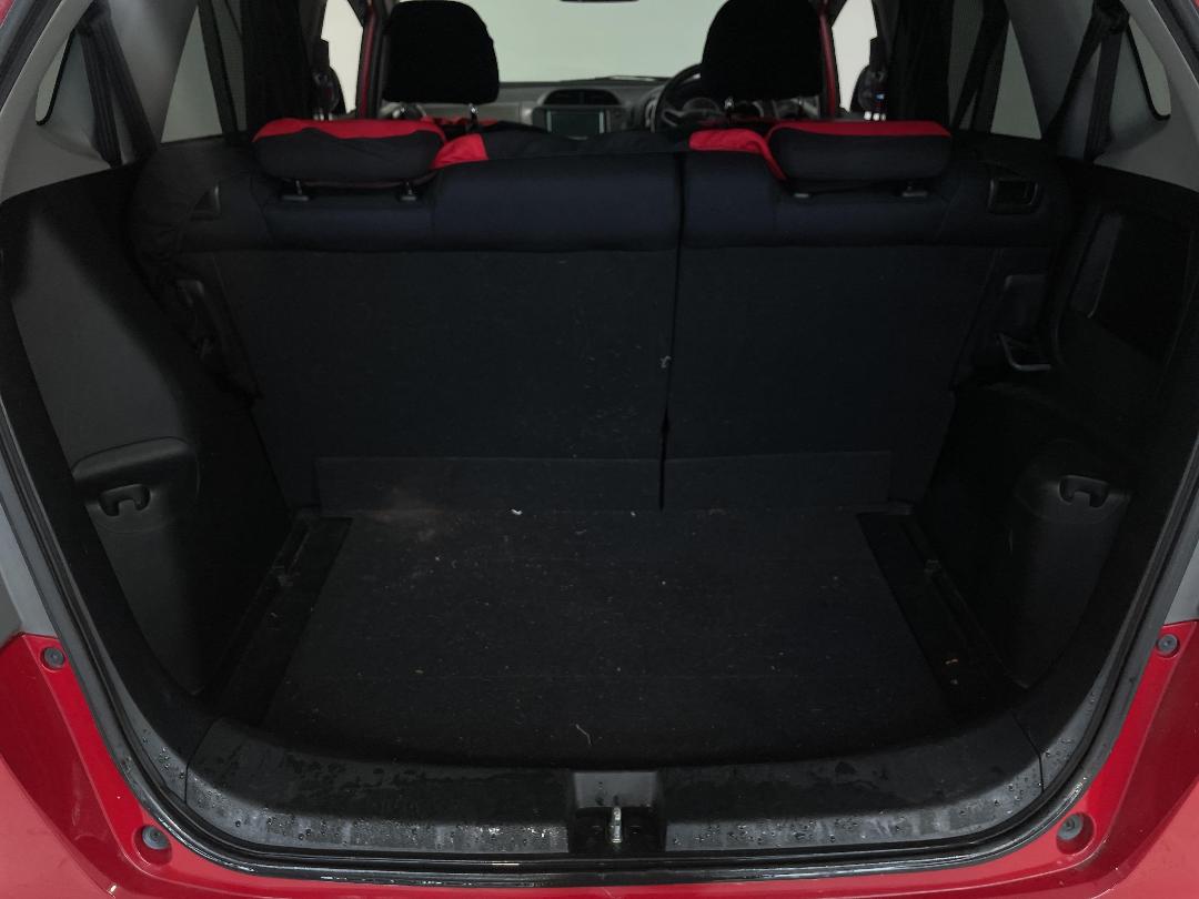 Photo '14' of Honda FIT