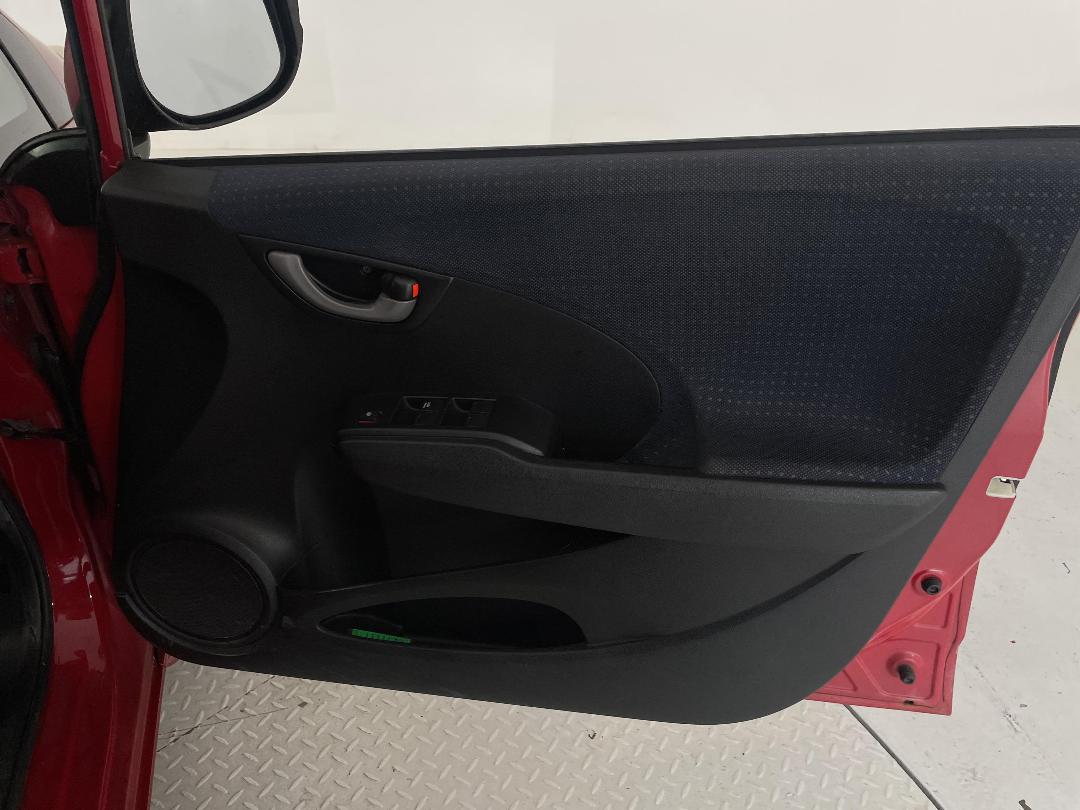 Photo '15' of Honda FIT