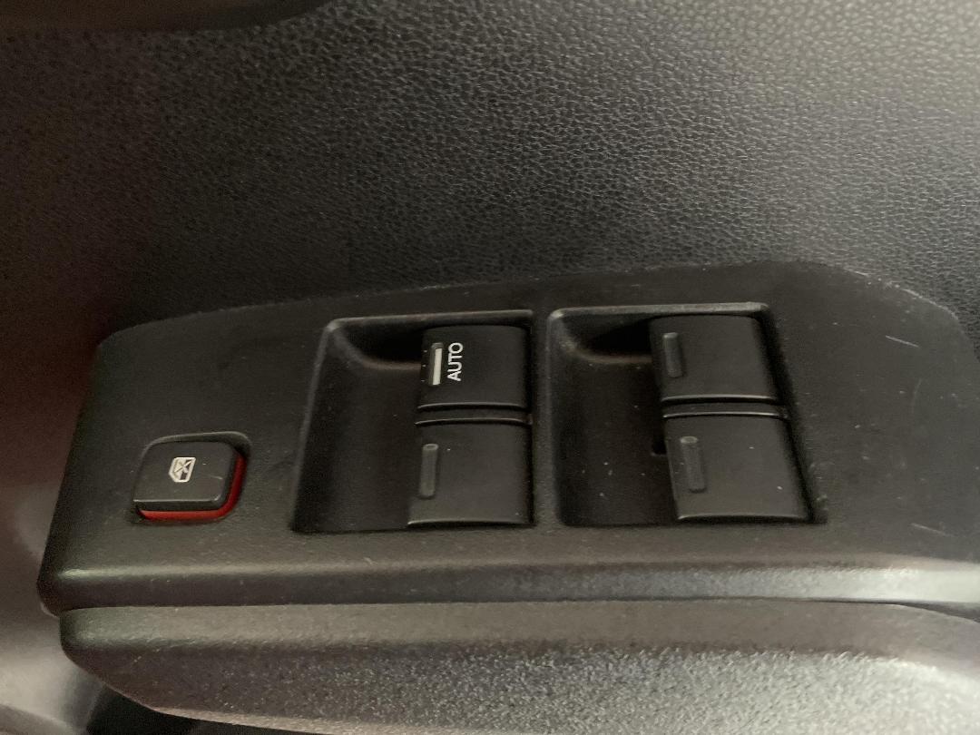 Photo '23' of Honda FIT