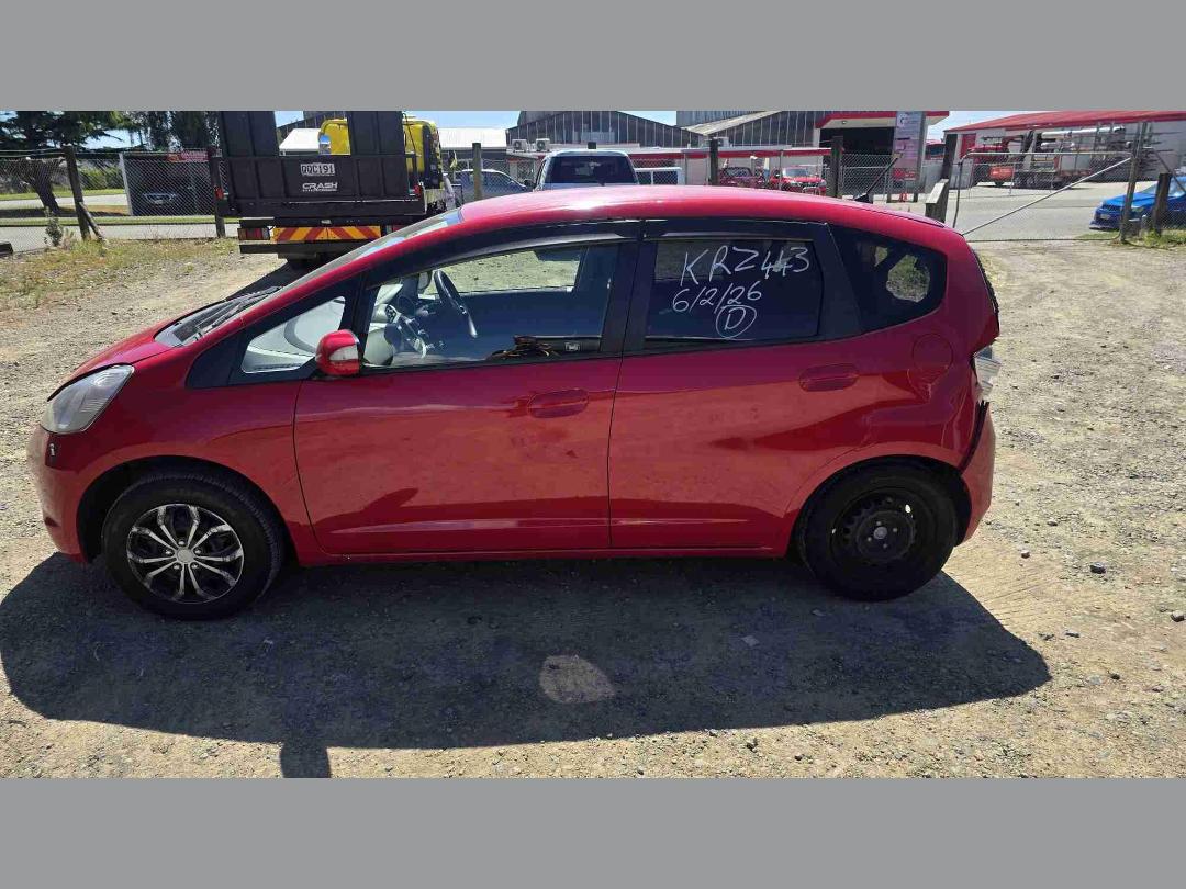 Photo '4' of Honda FIT