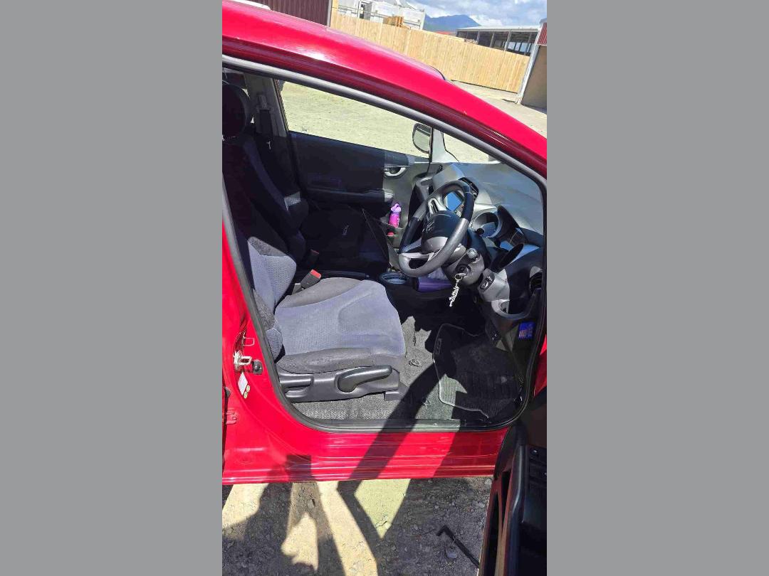 Photo '13' of Honda FIT