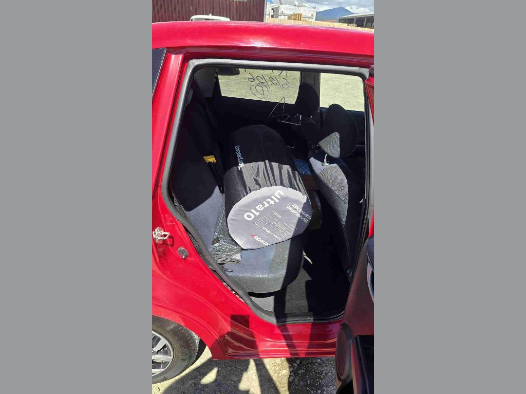 Photo '14' of Honda FIT