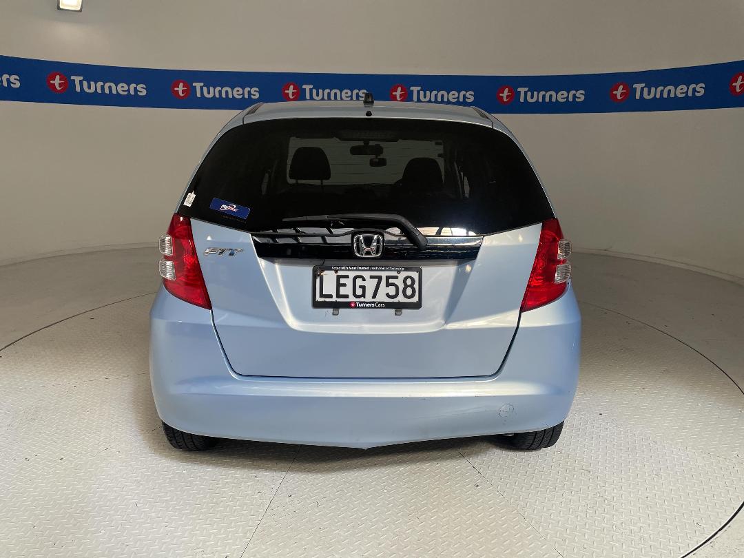 Photo '6' of Honda FIT