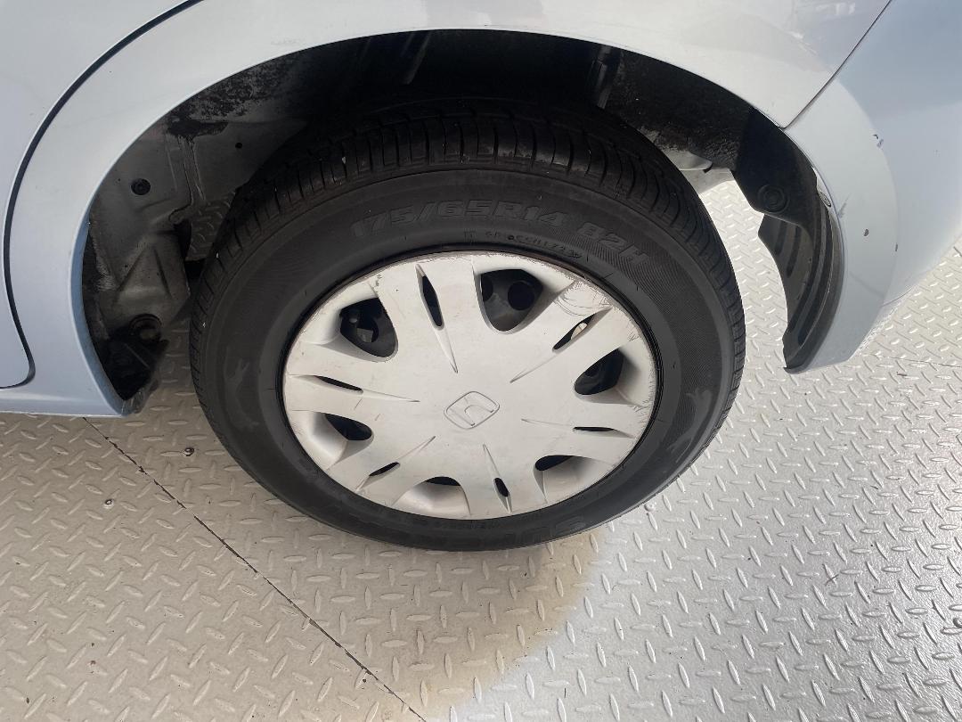 Photo '11' of Honda FIT