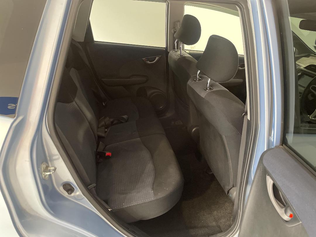 Photo '20' of Honda FIT