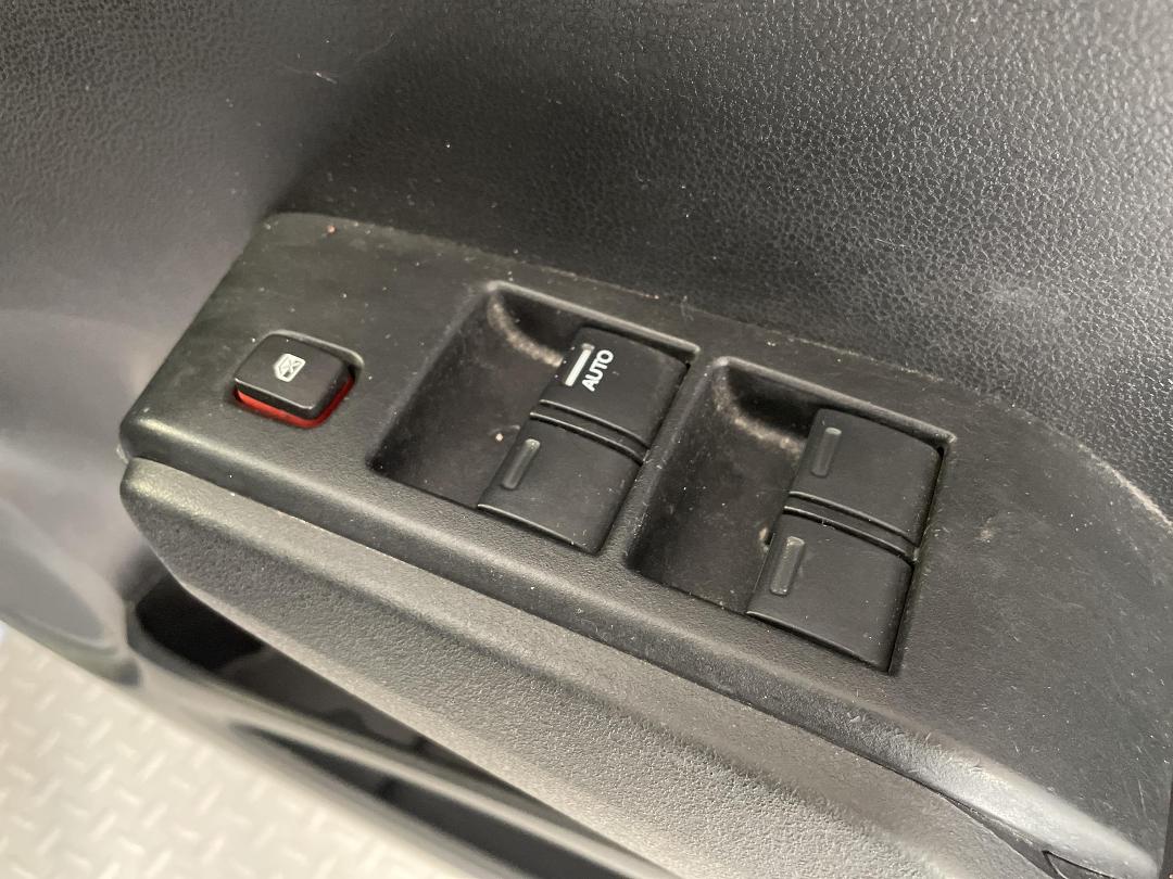 Photo '23' of Honda FIT