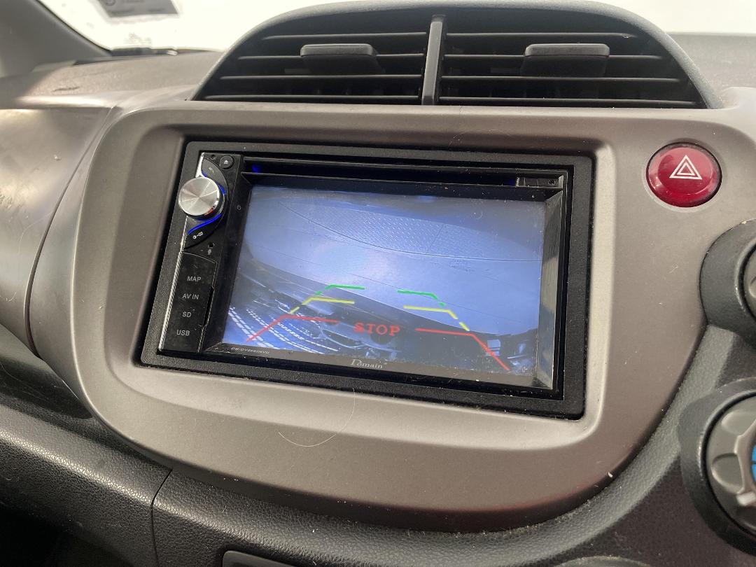 Photo '28' of Honda FIT