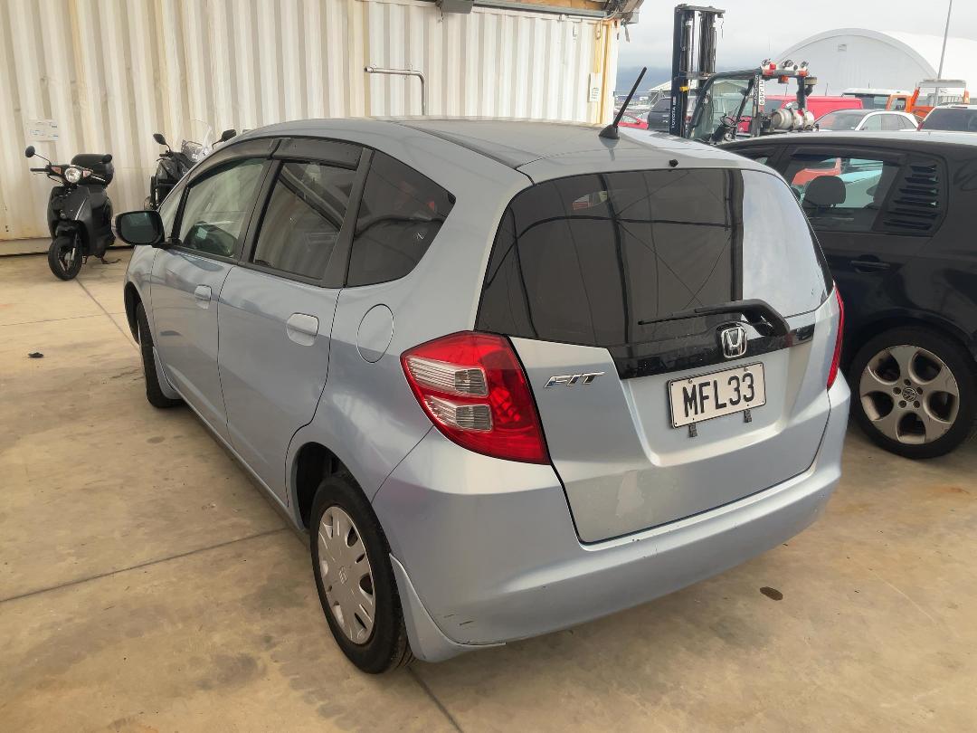 Photo '4' of Honda FIT