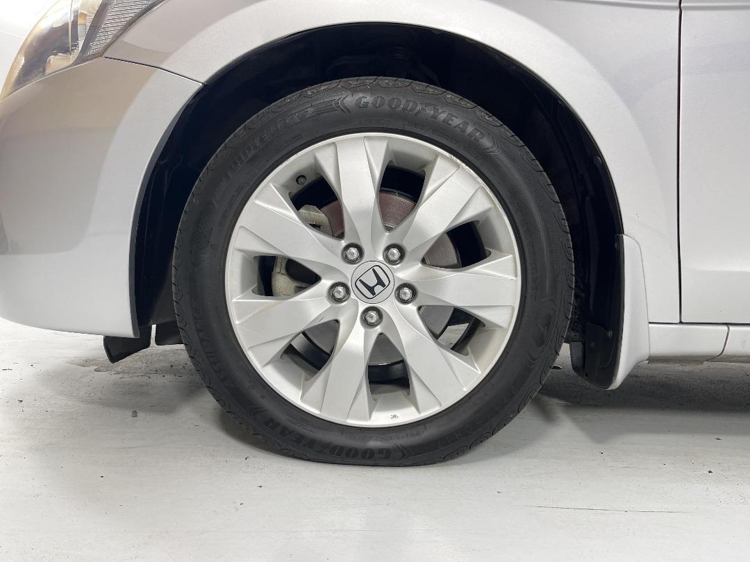 Photo '10' of Honda Inspire Photo '10' of Honda Inspire