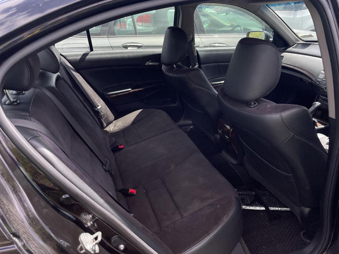 Photo '10' of Honda Inspire