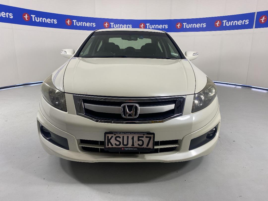 Photo '2' of Honda Inspire