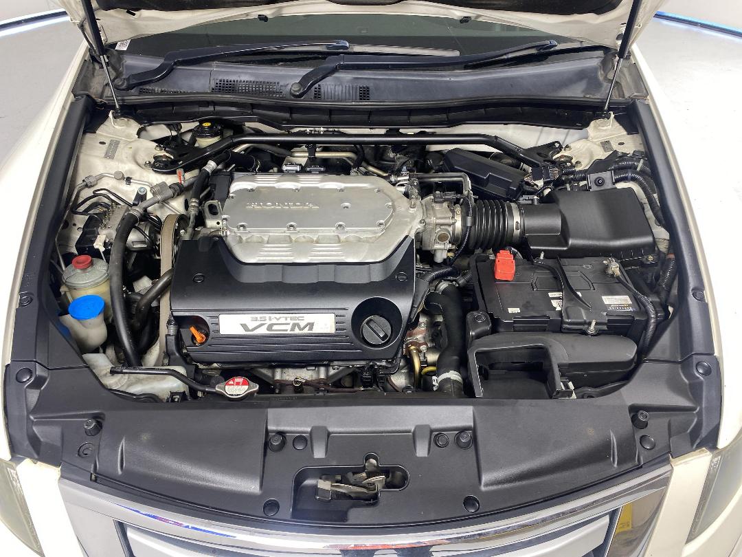 Photo '13' of Honda Inspire