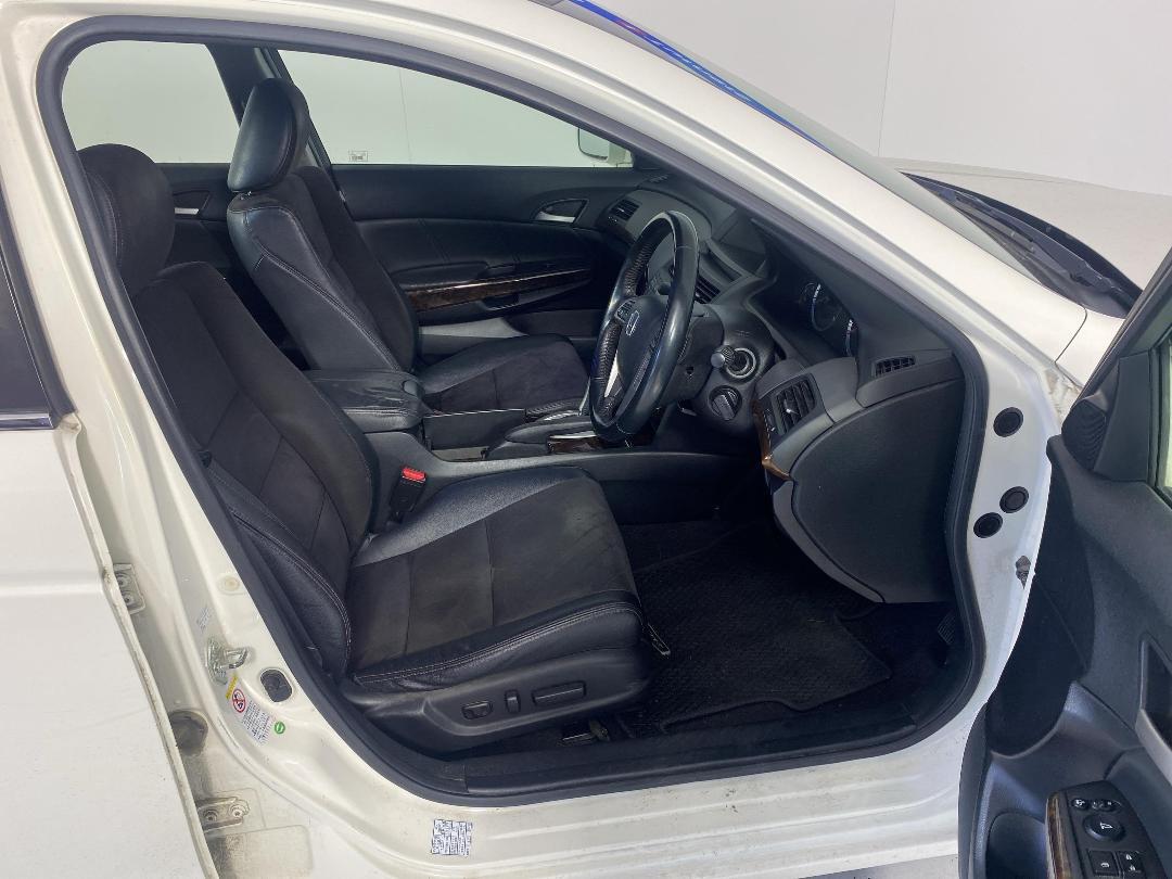 Photo '16' of Honda Inspire