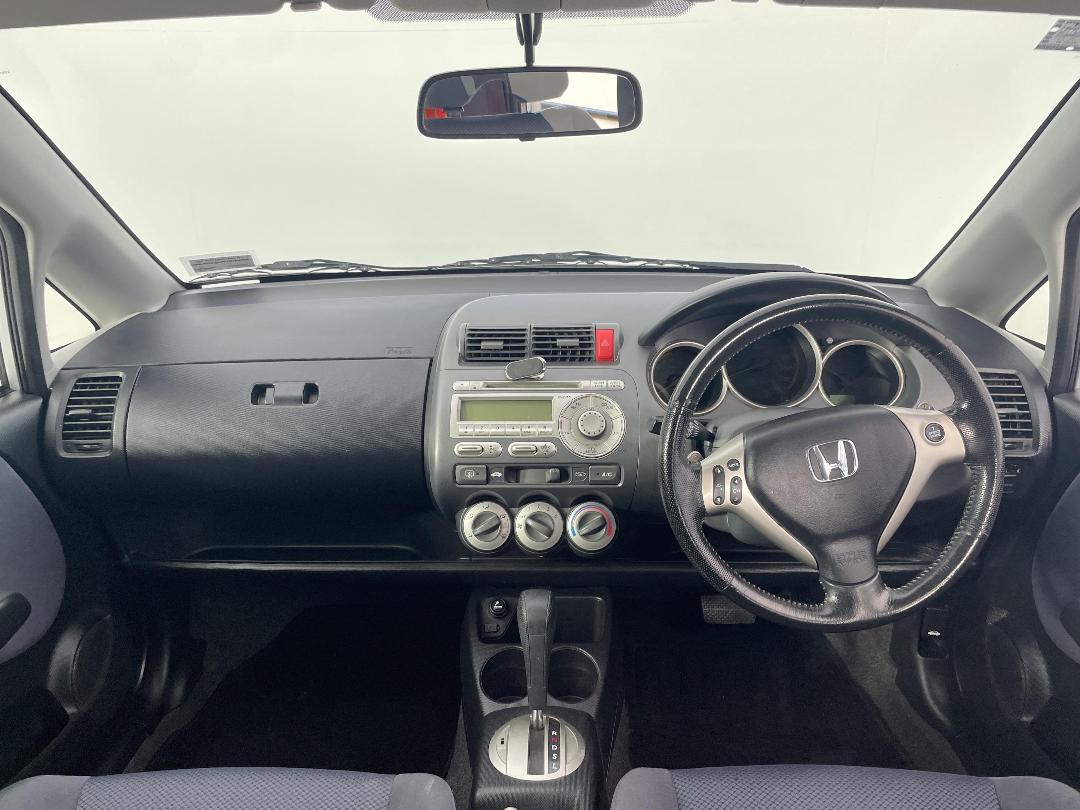 Photo '17' of Honda Jazz Photo '17' of Honda Jazz