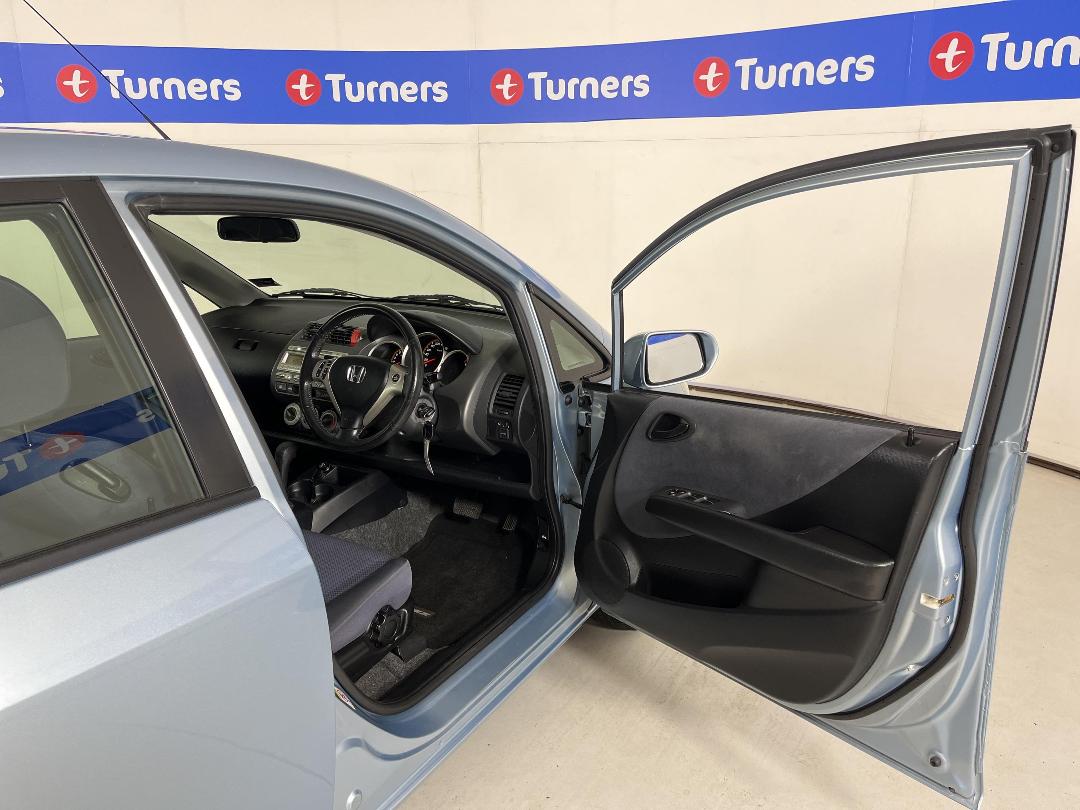 Photo '15' of Honda Jazz Photo '15' of Honda Jazz