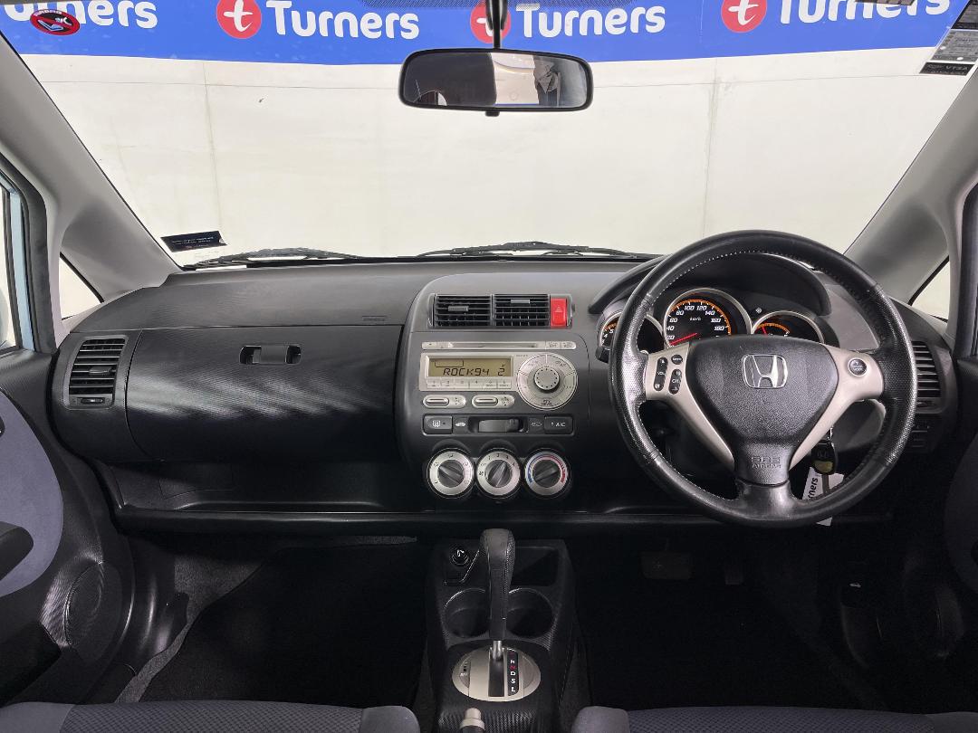 Photo '17' of Honda Jazz Photo '17' of Honda Jazz