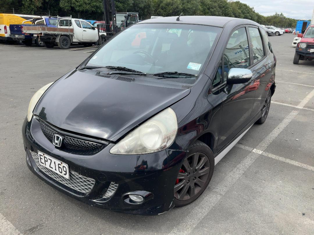 Photo '2' of Honda Jazz Sport