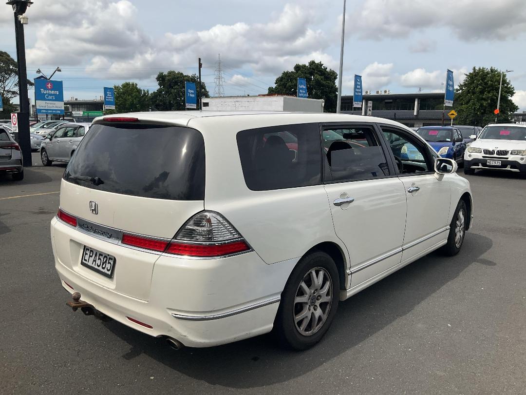 Photo '4' of Honda Odyssey