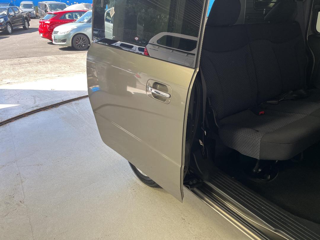 Photo '19' of Honda Spike Photo '19' of Honda Spike