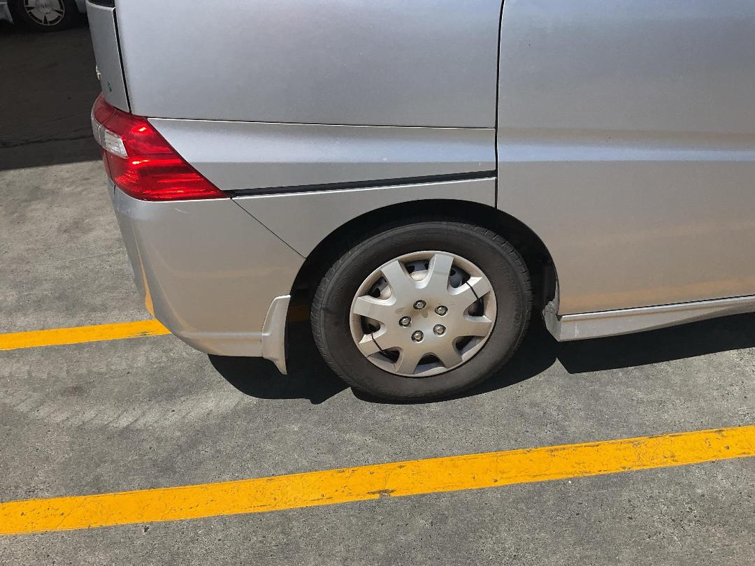 Photo '16' of Honda Stepwagon Photo '16' of Honda Stepwagon