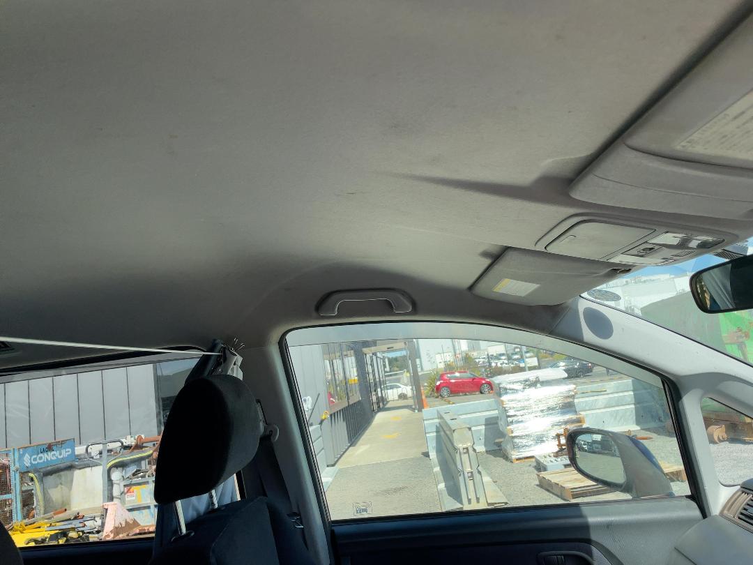 Photo '15' of Honda Stepwagon Photo '15' of Honda Stepwagon