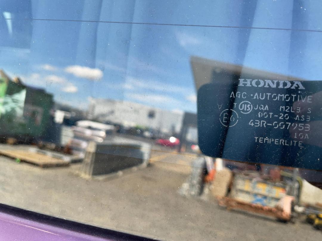 Photo '28' of Honda Stepwagon Photo '28' of Honda Stepwagon