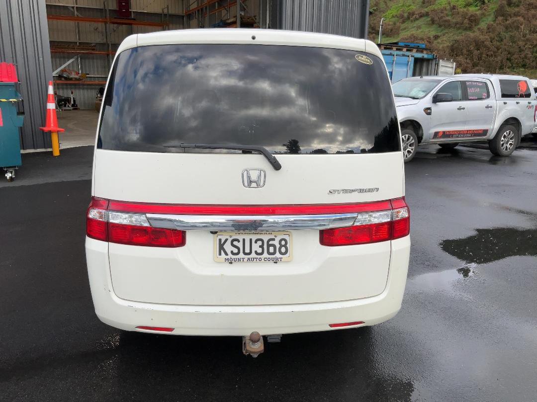 Photo '6' of Honda Stepwgn