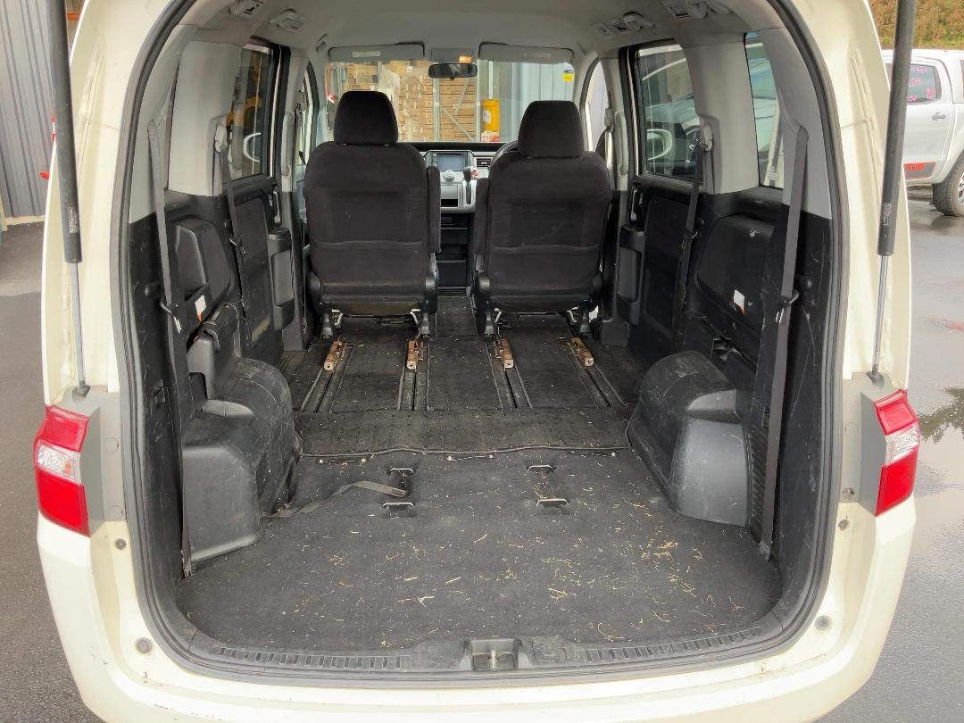 Photo '20' of Honda Stepwgn