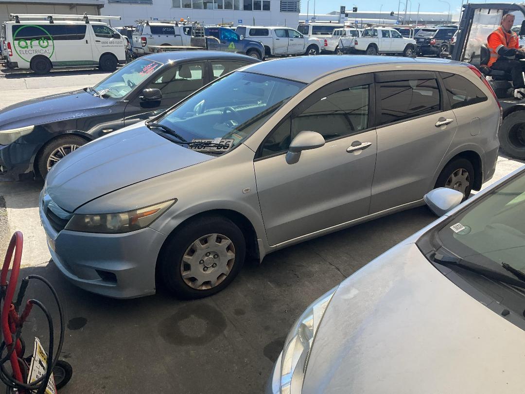 Photo '5' of Honda Stream