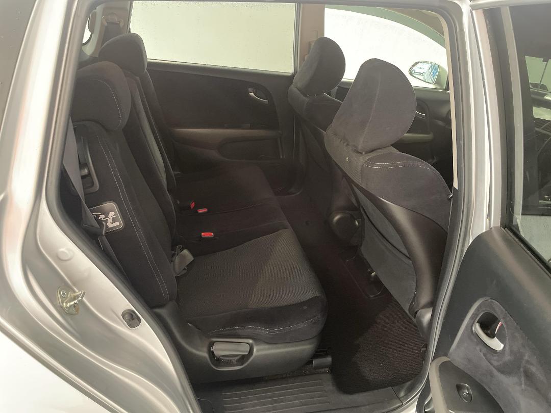 Photo '20' of Honda Stream