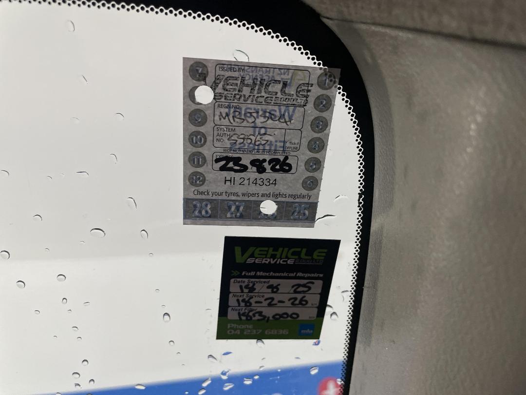 Photo '32' of Honda Stream