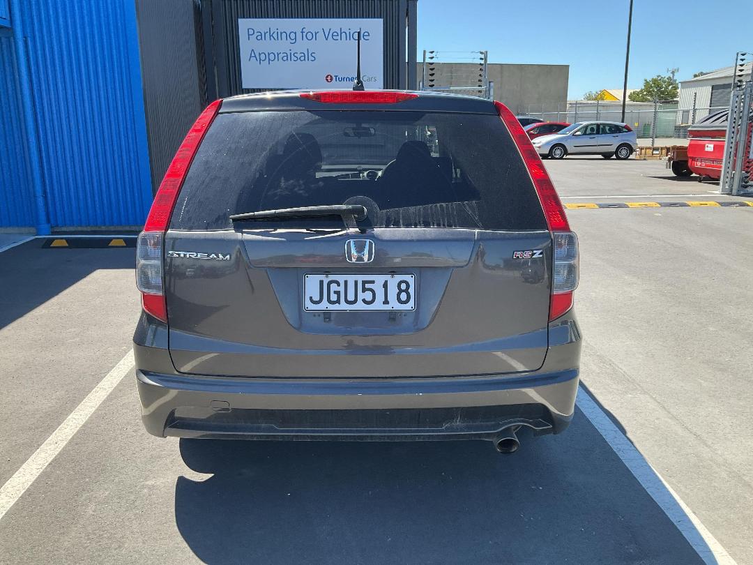 Photo '7' of Honda Stream RSZ Photo '7' of Honda Stream RSZ