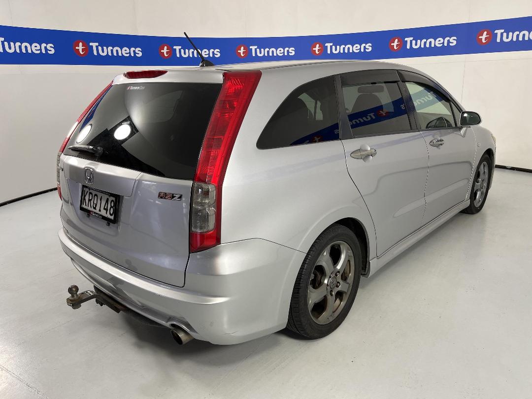 Photo '7' of Honda Stream Photo '7' of Honda Stream