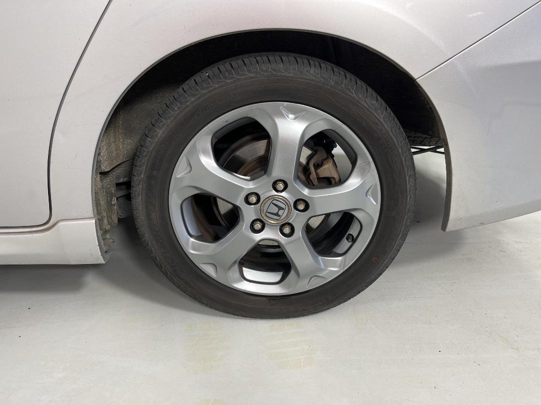 Photo '11' of Honda Stream Photo '11' of Honda Stream