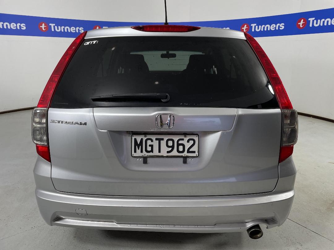 Photo '6' of Honda Stream Photo '6' of Honda Stream