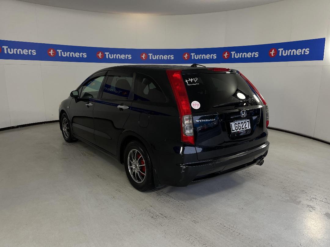 Photo '5' of Honda Stream Photo '5' of Honda Stream