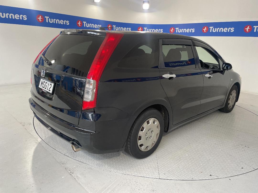 Photo '7' of Honda Stream Photo '7' of Honda Stream