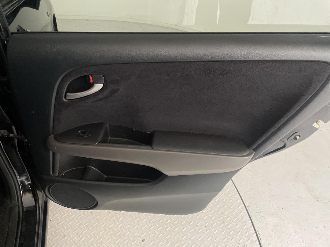 Photo '19' of Honda Stream Photo '19' of Honda Stream