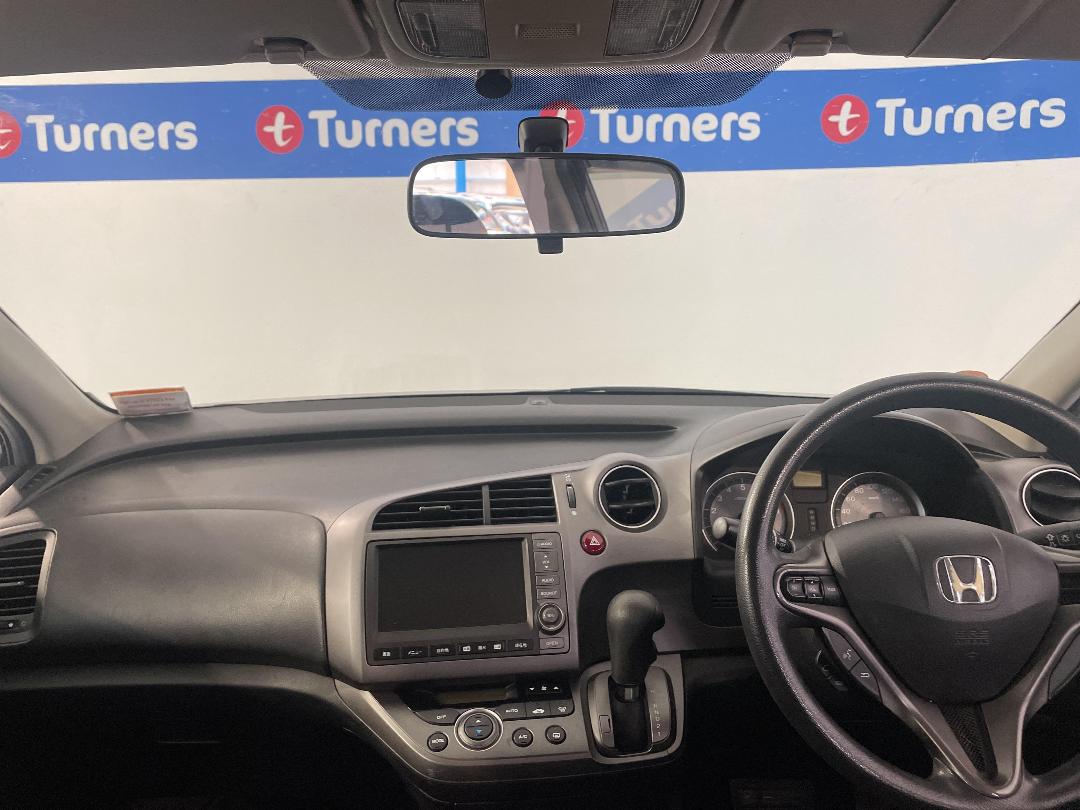 Photo '17' of Honda Stream Photo '17' of Honda Stream