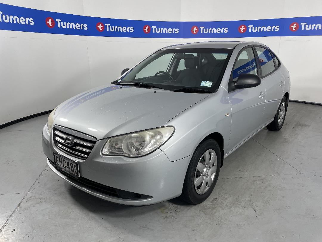 Photo '4' of Hyundai Elantra