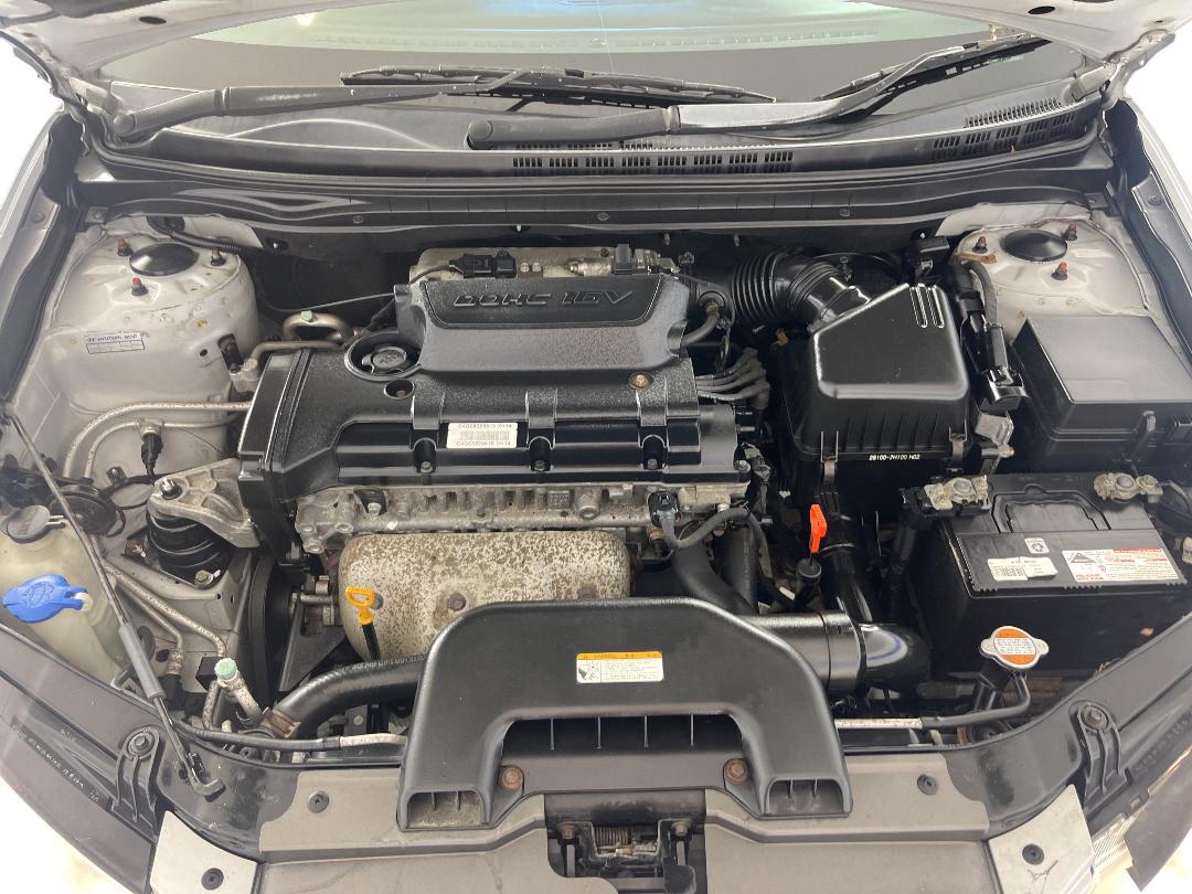 Photo '13' of Hyundai Elantra