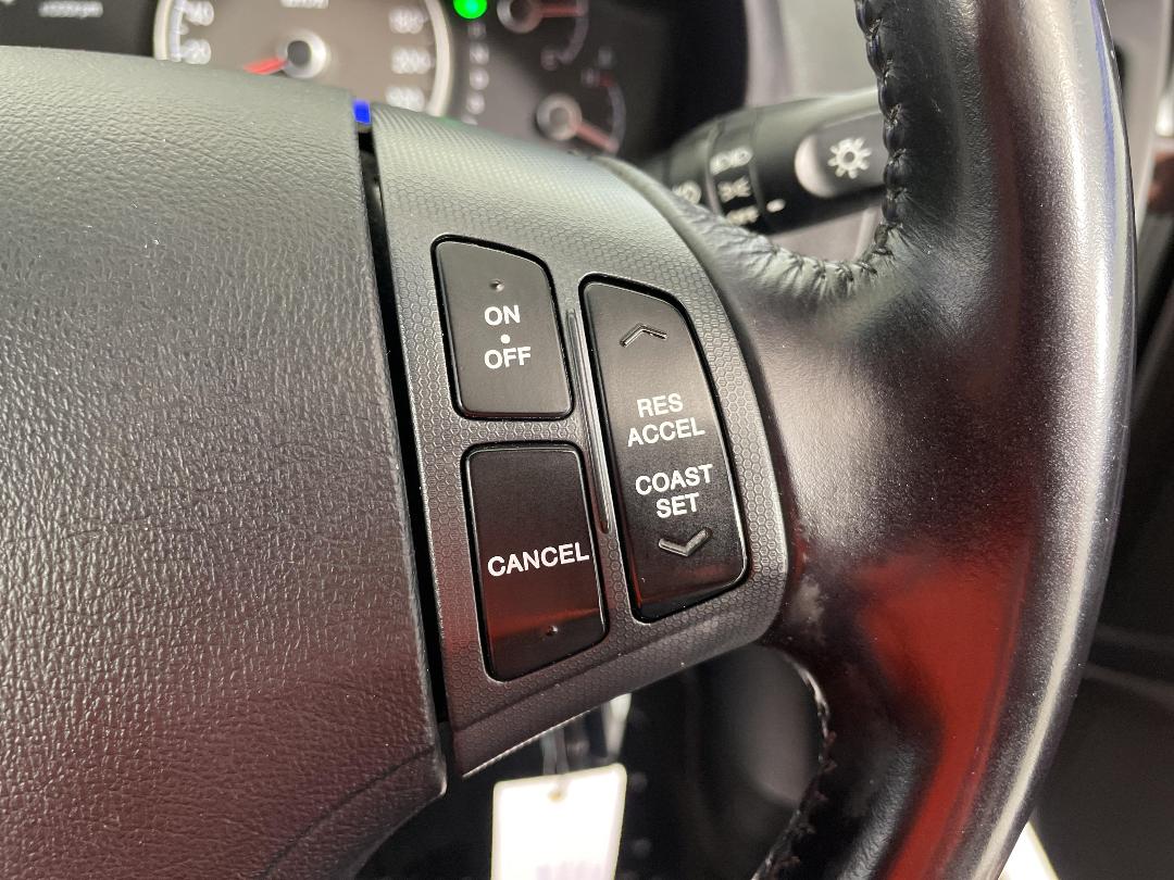 Photo '24' of Hyundai Elantra