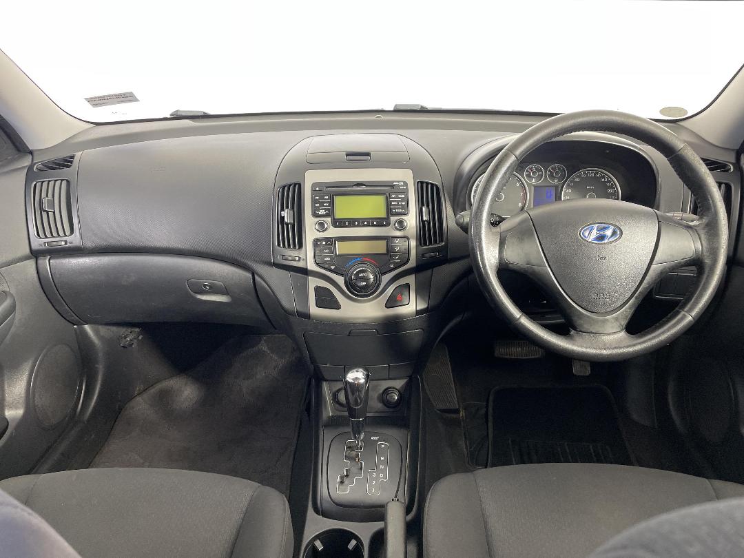 Photo '17' of Hyundai I30